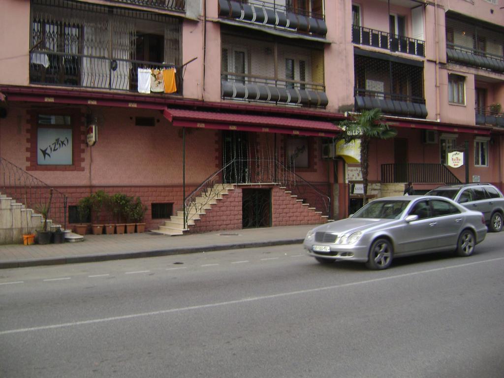 Guesthouse Melikishvili 57 Batumi Exterior photo